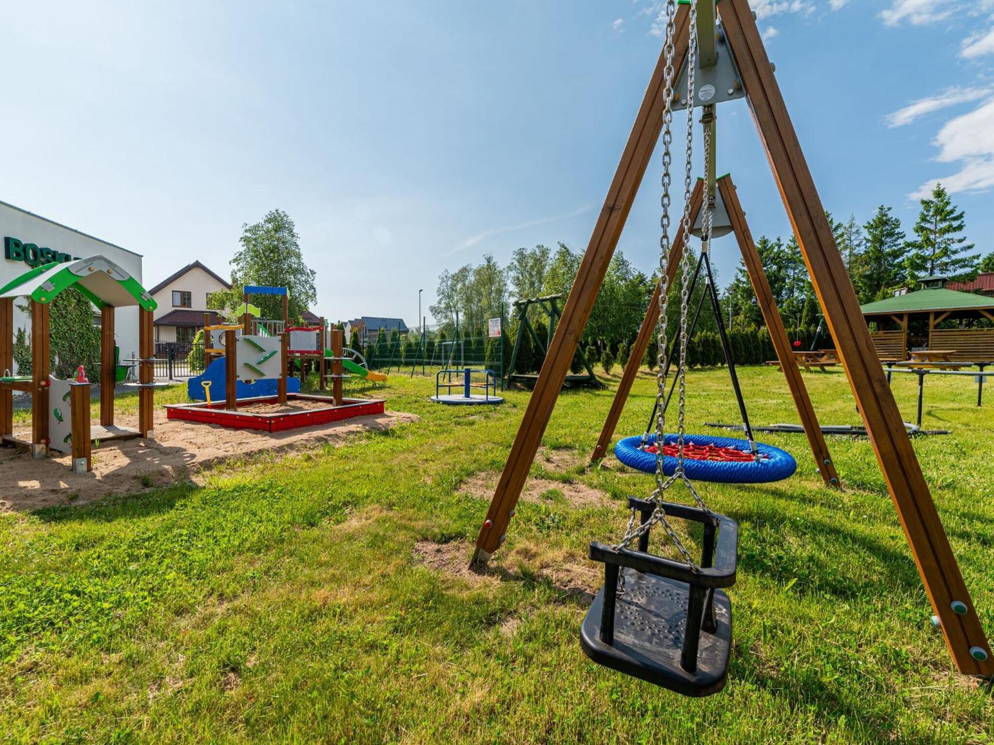 Holiday Resort With Pool, Sianożęty Exteriér fotografie