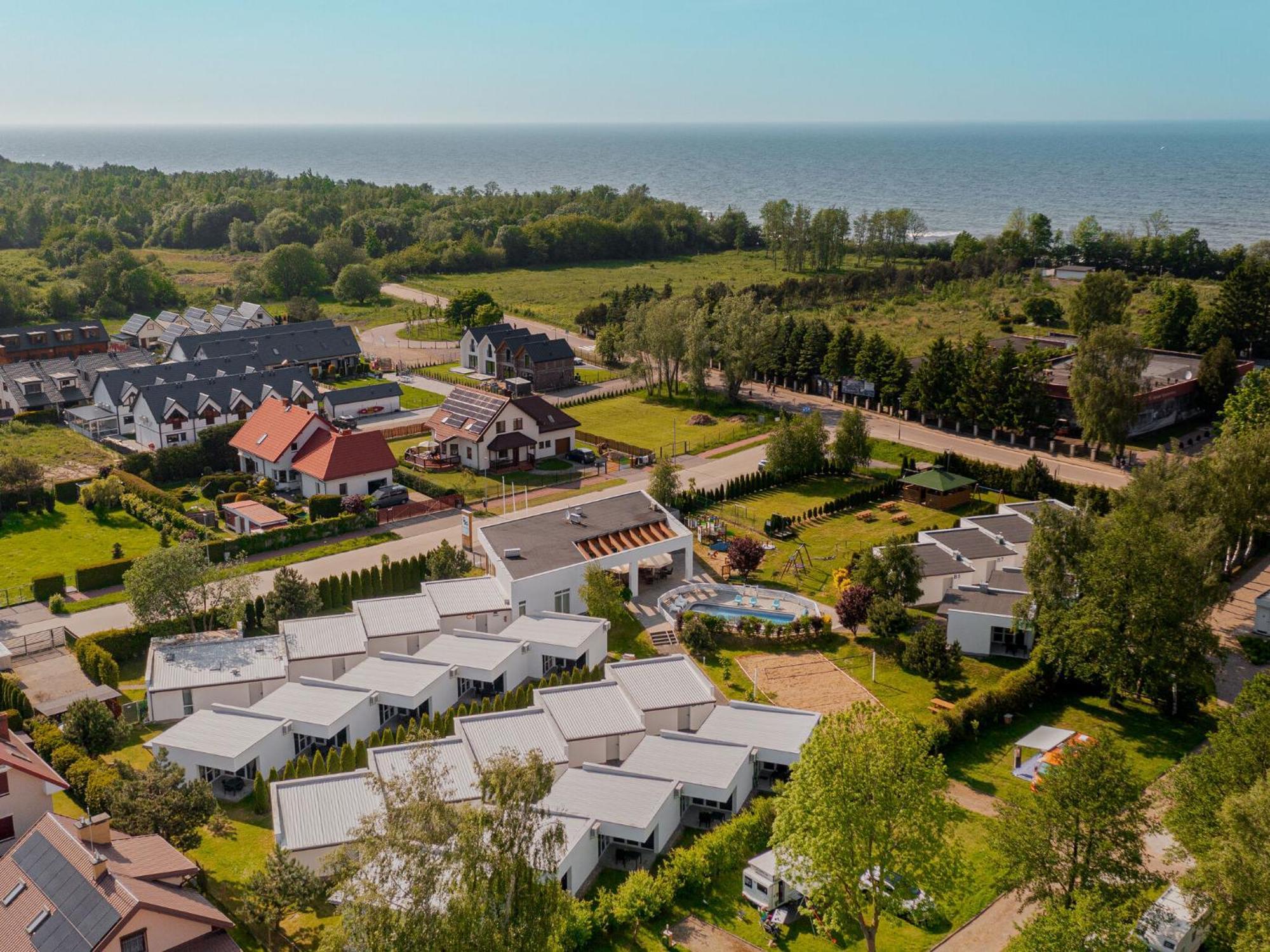 Holiday Resort With Pool, Sianożęty Exteriér fotografie