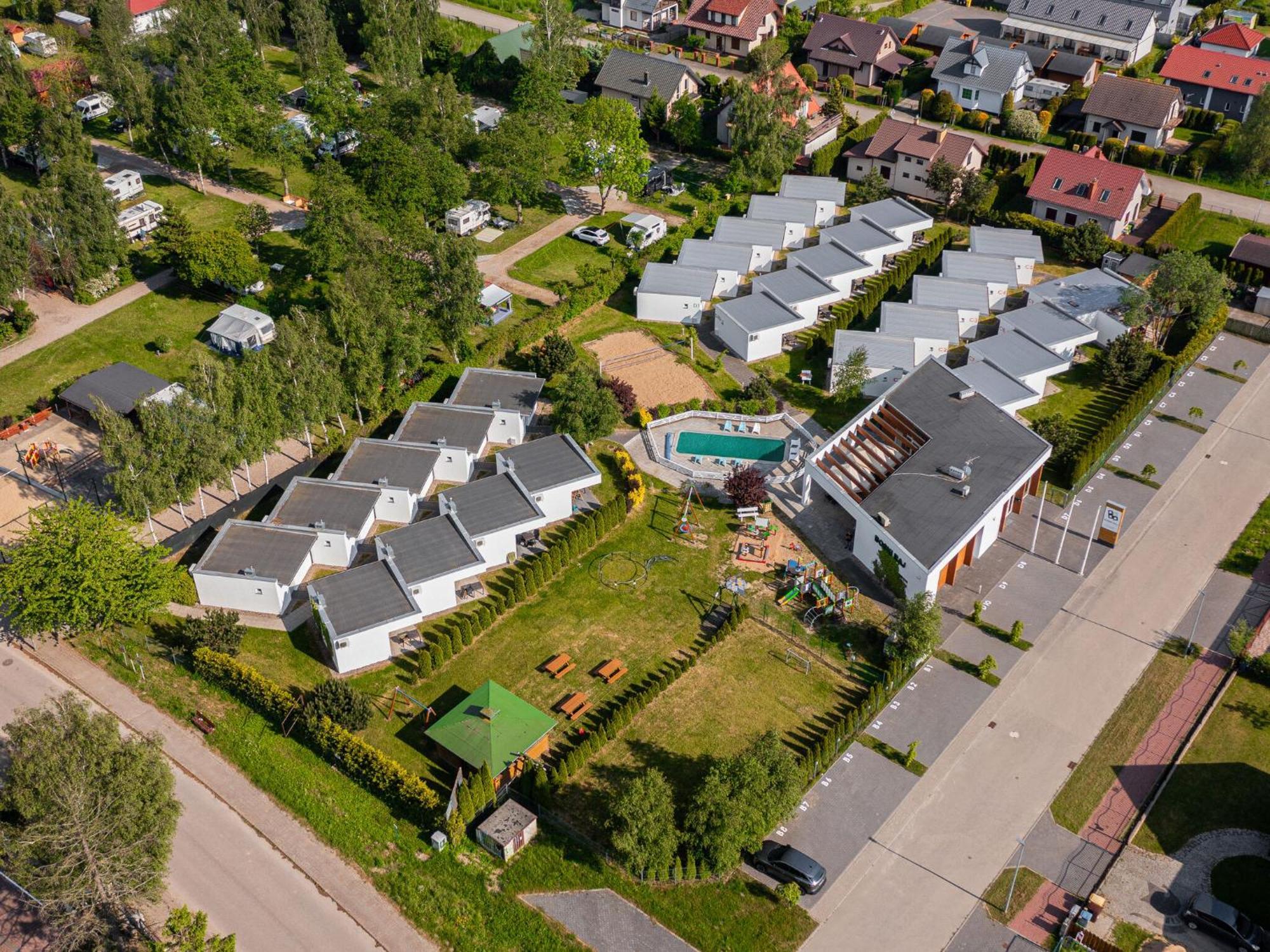 Holiday Resort With Pool, Sianożęty Exteriér fotografie